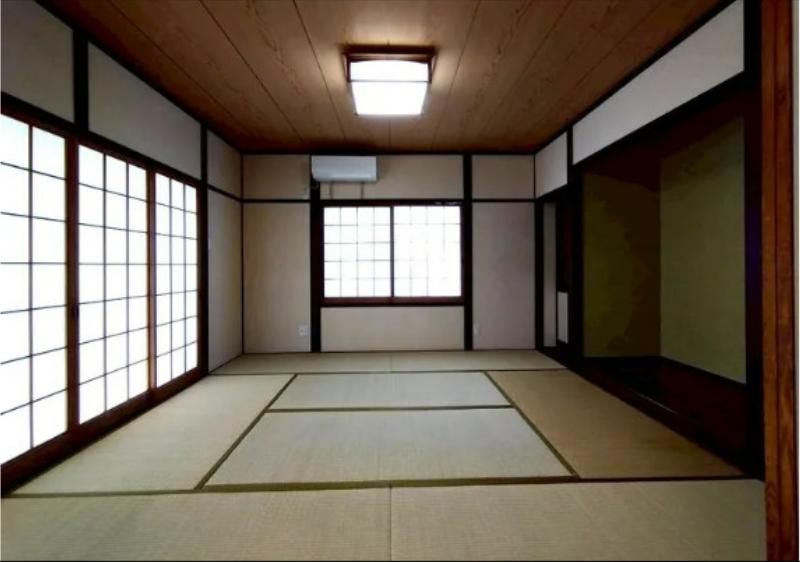 4LDK Detached House for Sale in Quiet Oita City Neighborhood - Thumbnail 2