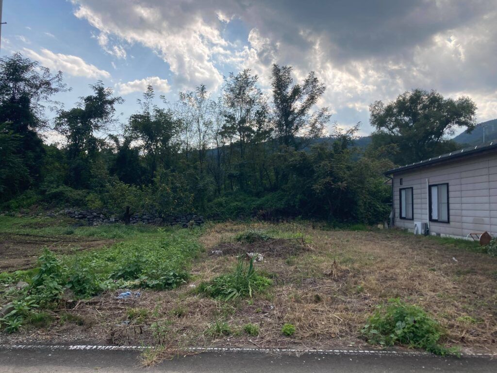 Land for sale in Minakami, Gunma - 207 sqm plot - Thumbnail 2