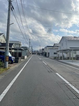 4SLDK Vacant House for Sale on Large Corner Lot in Hirosaki, Aomori - Thumbnail 2