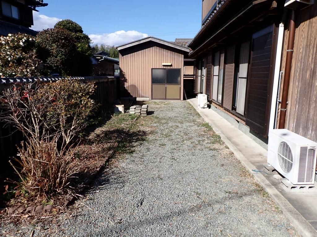 5LDK Detached House for Sale in Matsusaka, Mie – 111.74 sqm - Thumbnail 2