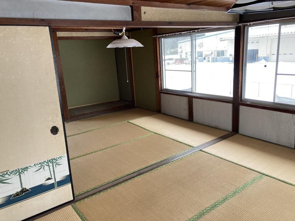 Renovation Project House with Forest Land in Hagi, Yamaguchi - Thumbnail 3