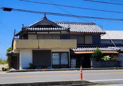 Historic 9LDK Home in Minamiawaji with Large Plot — Image 1, Minamiawaji, Hyogo