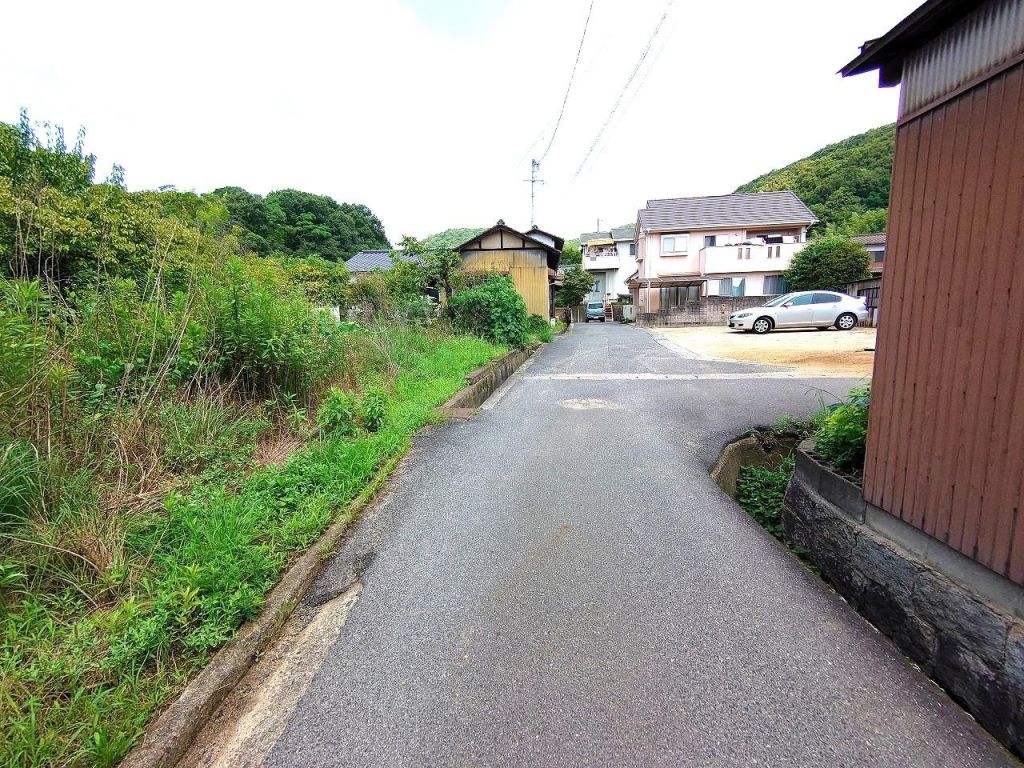 253 sqm Residential Land for Sale in Asakuchi, Okayama - Main Image