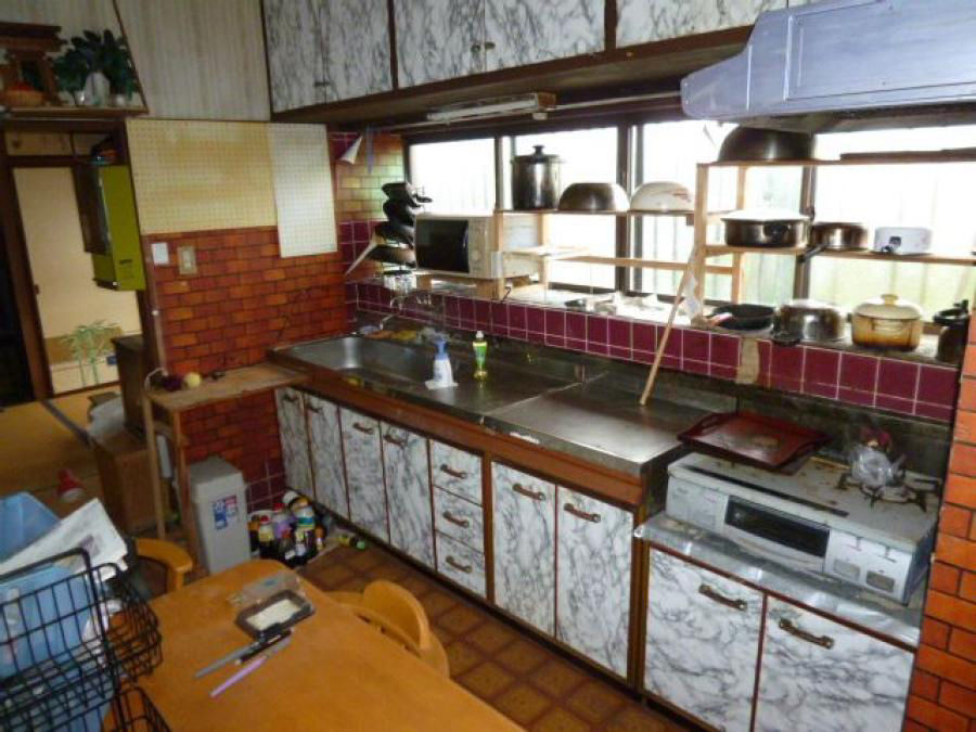 Spacious 6DK House in Aoshima, Miyazaki - 580万円 - Thumbnail 3