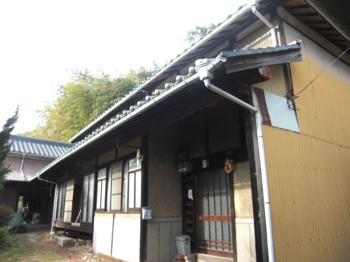 1910 Kominka with Farmland for Sale in Asakuchi, Okayama - Thumbnail 3