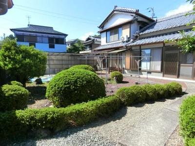 6LDK House with Field & Fruit Trees on Hill in Aki, Kochi — Image 1, Aki, Kochi
