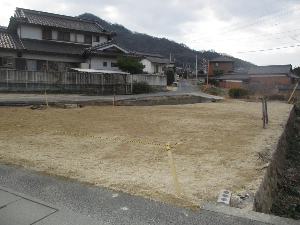 Vacant Corner Land Plot for Sale in Kasaoka, Okayama - Thumbnail 4