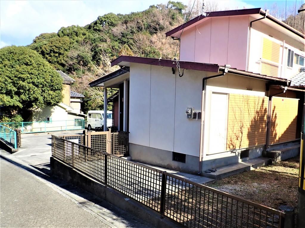 6DK Corner Lot House for Sale in Tsukumi, Oita - Thumbnail 3
