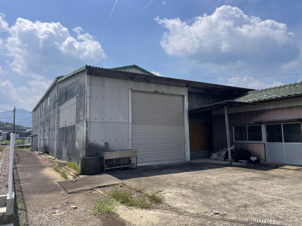 Steel Warehouse for Sale in Central Imari City - Thumbnail 2