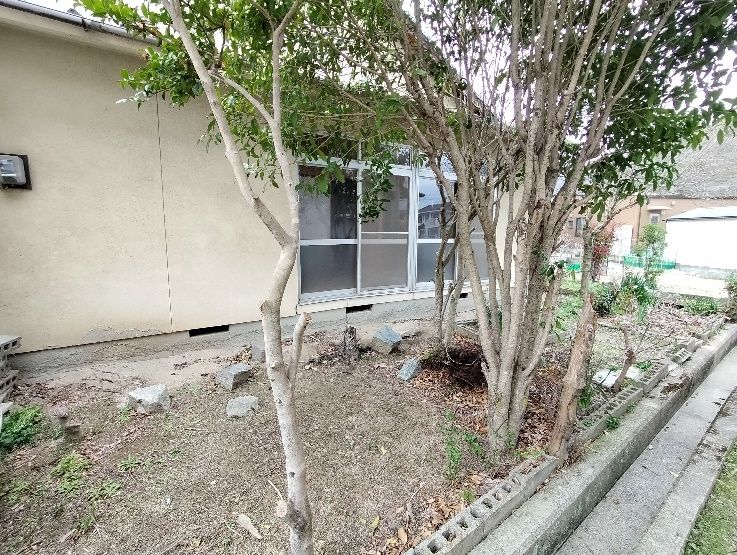 2K Vacant House for Sale in Mihara, Hiroshima - Akiya Bank Listing - Thumbnail 2