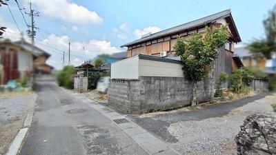 Spacious 11DK House for Sale in Higashiomi City, Shiga — Image 1, Higashiomi, Shiga