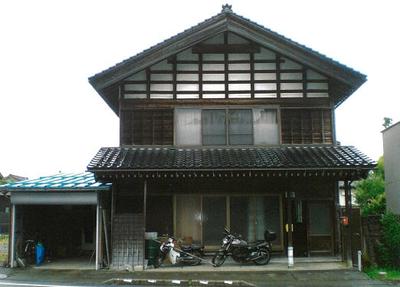 Spacious 11DK House in Nyuzen, Toyama - 279sqm on Large Corner Plot — Image 1, Nyuzen, Toyama