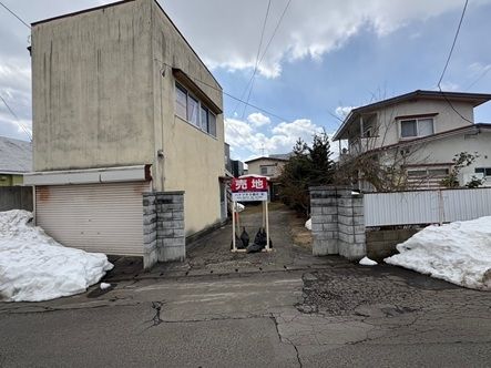 7DK Detached House for Sale in Hirosaki, Aomori - Thumbnail 2