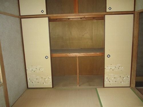 Two Duplex Buildings for Sale in Yawatahama, Ehime - Thumbnail 2