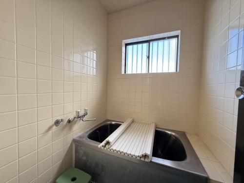 7DK Family Home in Minamiawaji with 266.84 sqm Land - Thumbnail 2