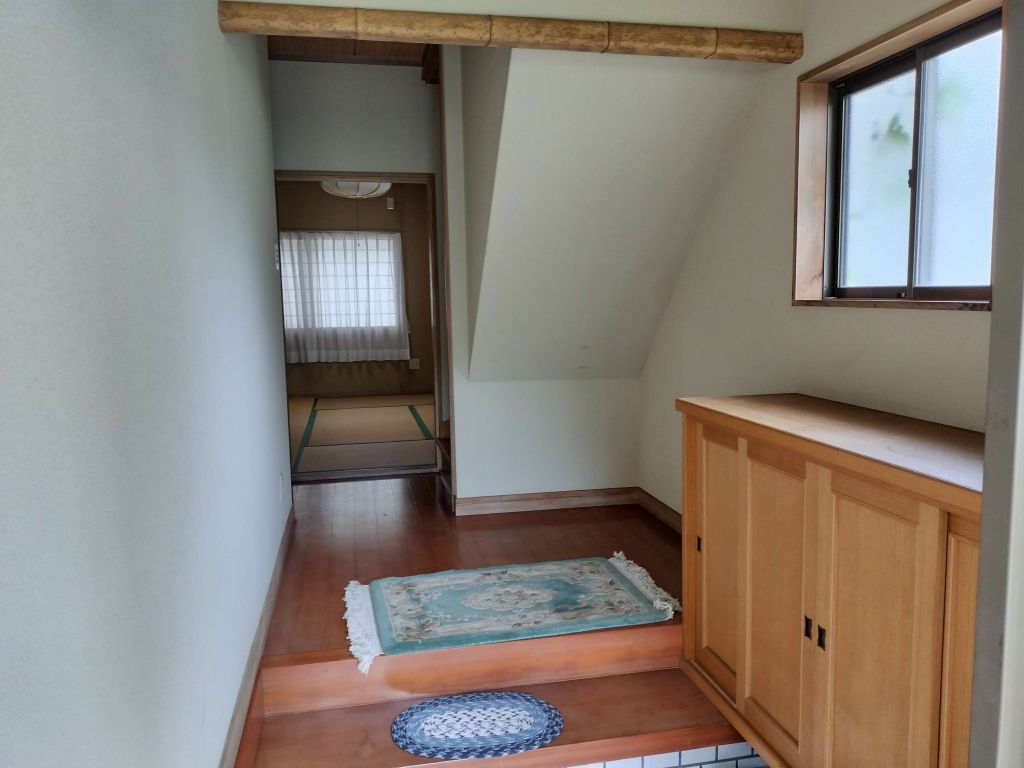 6DK Vacant House for Sale in Mihara, Hiroshima - Akiya Bank - Thumbnail 3