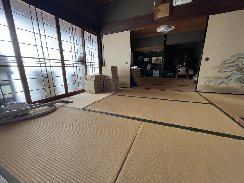 8LDK Traditional House with Land and Rice Paddy in Kinokawa, Wakayama - Thumbnail 2