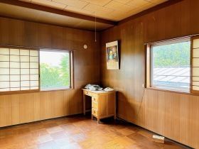 1972 9DK House on 685sqm Corner Lot in Yamagata City - Thumbnail 2