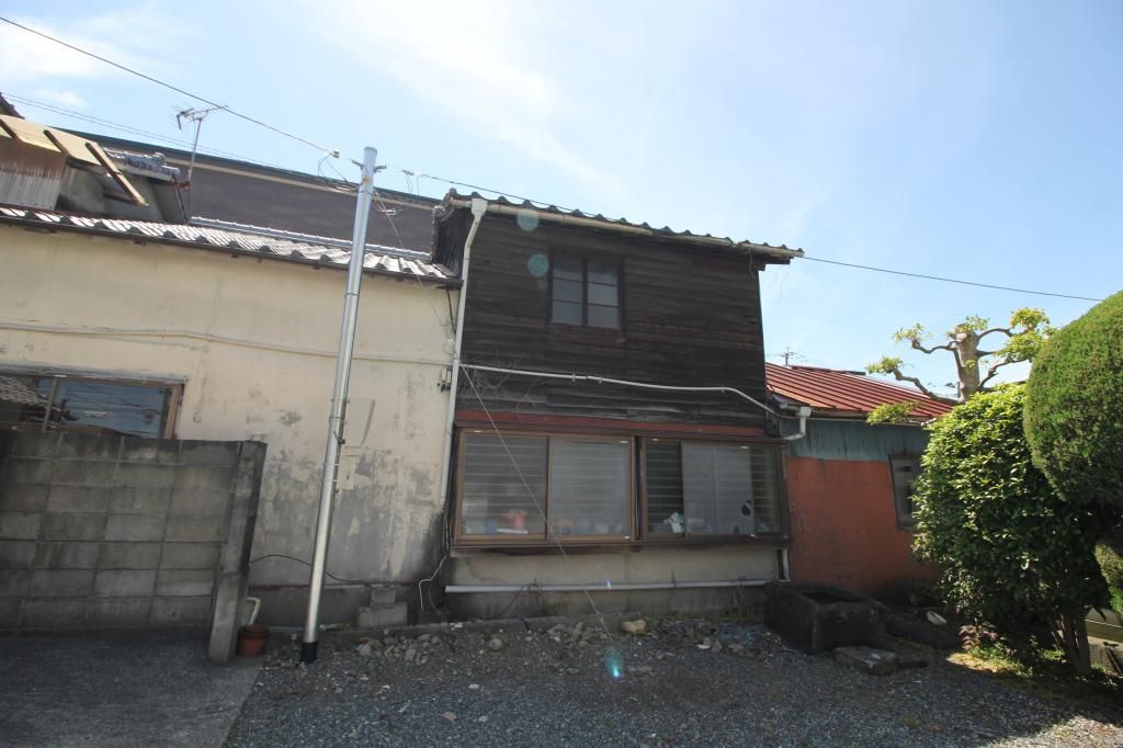 Vacant House for Sale in Uto City, Kumamoto - 264.16 sqm - Thumbnail 2