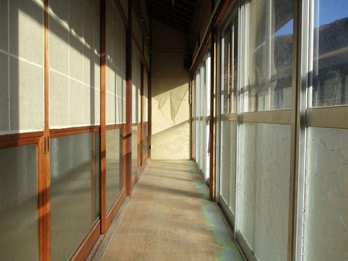 1945 Kominka with Farmland for Sale in Wake Town, Okayama - Thumbnail 3