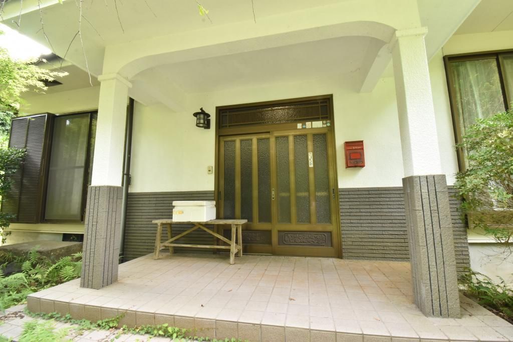 6LDK Traditional Japanese House for Sale in Kirishima, Kagoshima - Thumbnail 2