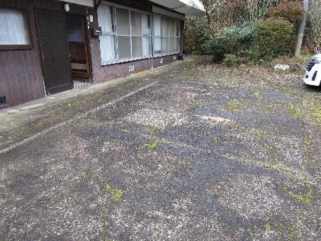 Traditional 5K House with Mountain Views and Land in Kitsuki - Thumbnail 3