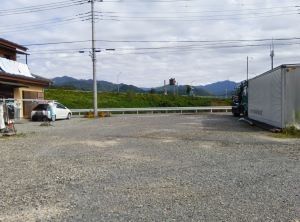 203 sqm Vacant Land for Sale in Minobu, Yamanashi - Flat Corner Plot - Thumbnail 2