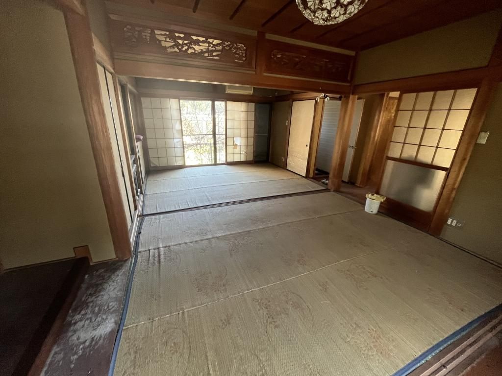 5LDK Two-Story House for Sale in Kihoku Town, Mie Prefecture - Thumbnail 2