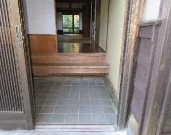 Traditional 7DK Japanese House with Irori in Usuki, Oita - Thumbnail 3