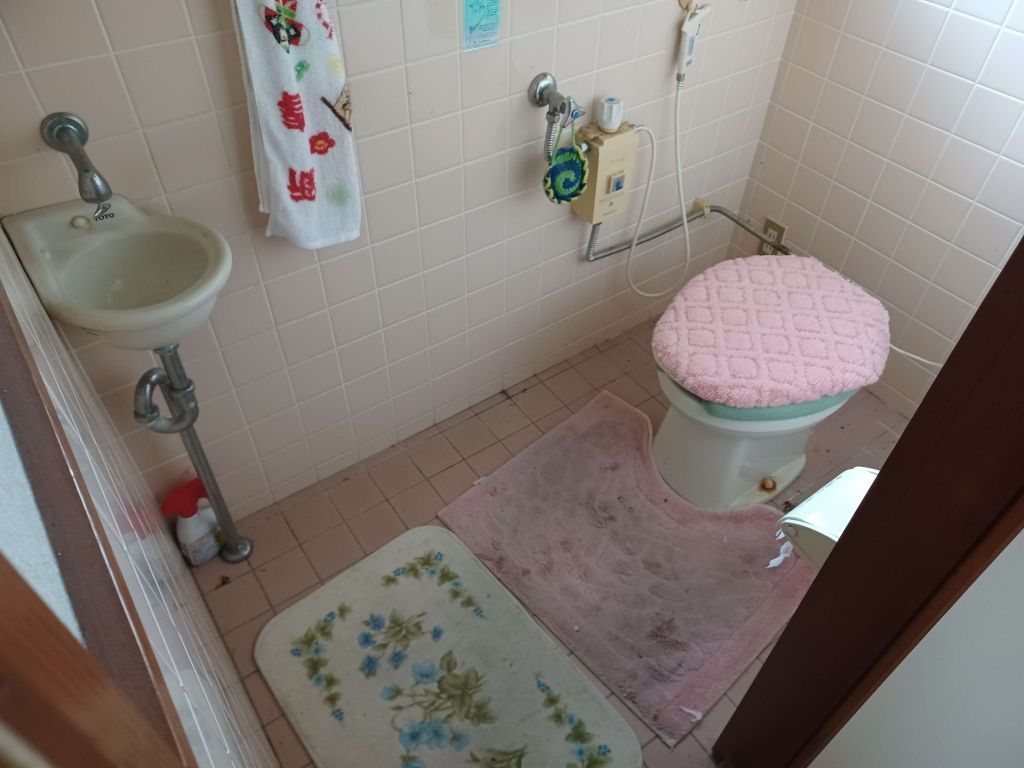 6LDK House for Sale in Unnan City, Shimane - 149.67 sqm - Thumbnail 4