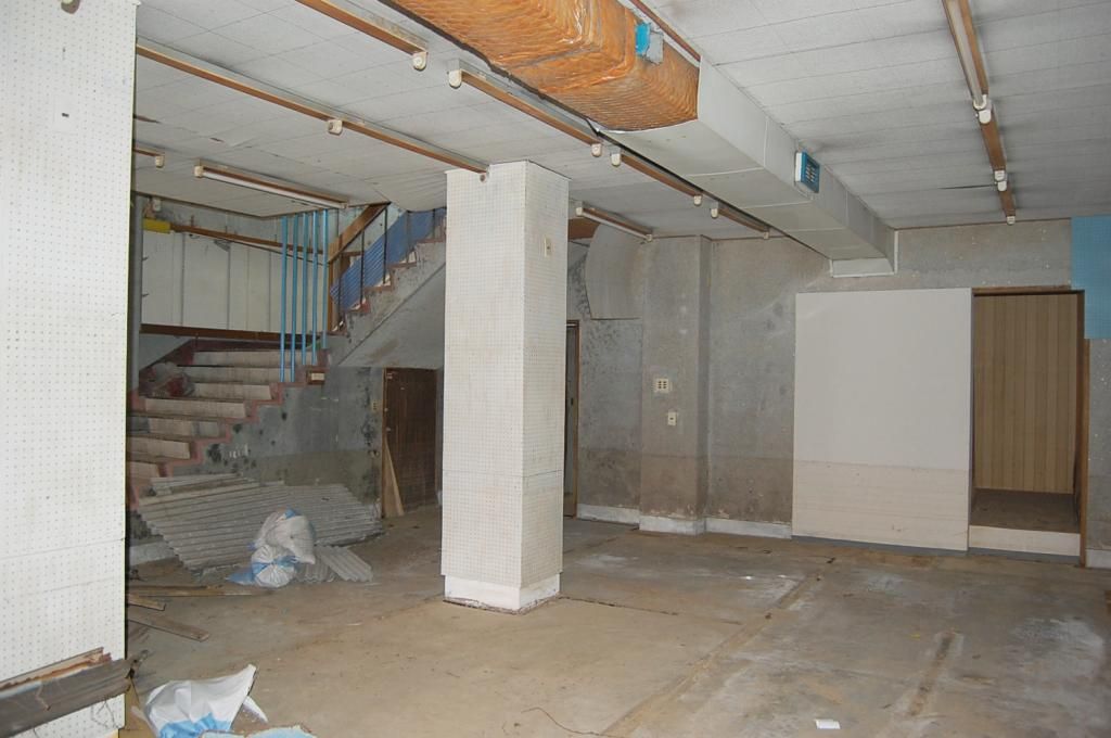 Vacant 3-Story Commercial Building for Rent in Tsukumi, Oita - Thumbnail 4