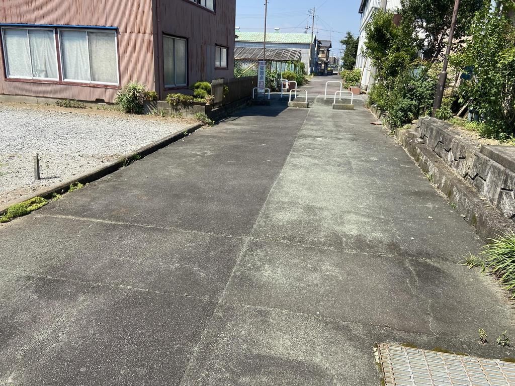 186 sqm Vacant Land for Sale in Makinohara, Shizuoka - Thumbnail 2
