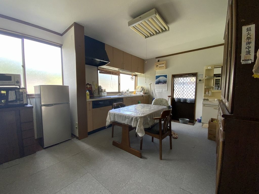 9DK Traditional House with Shed & Parking for 9+ Cars in Iwakuni - Image 22