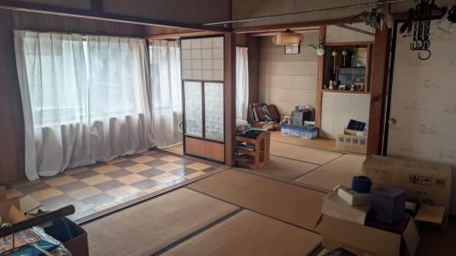 Vacant House for Sale in Sanjo, Niigata - 6DK on 227sqm Land - Thumbnail 2