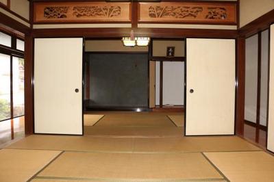 Traditional 2-Story Home in Kamitsutsuga, Akiota Town - 554m² Land — Image 2, Akiota, Hiroshima