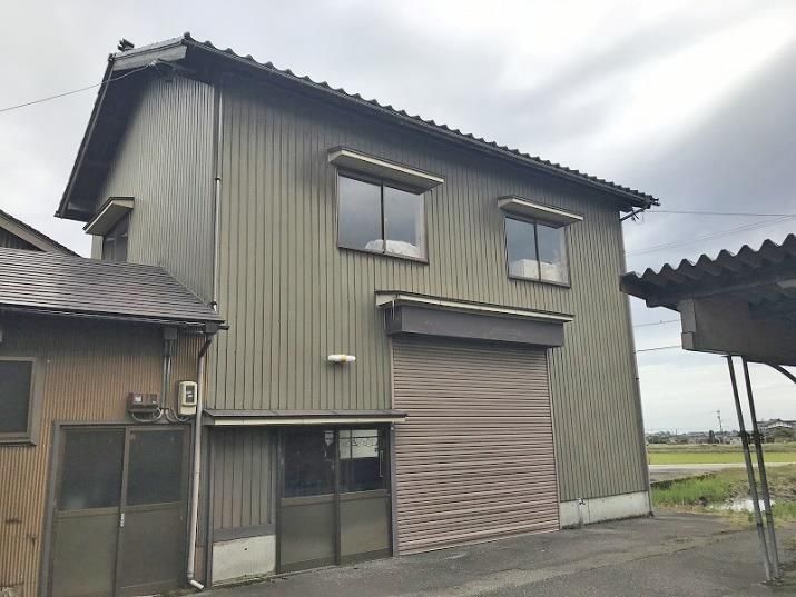 Historic 8LDK House for Sale in Asahi, Toyama - 100 Years Old - Thumbnail 3