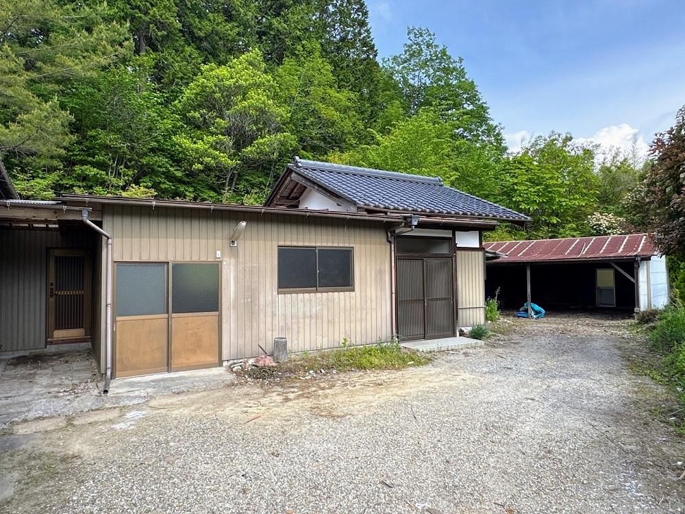 5SLDK Detached House for Sale in Nakatsugawa, Gifu - Thumbnail 2