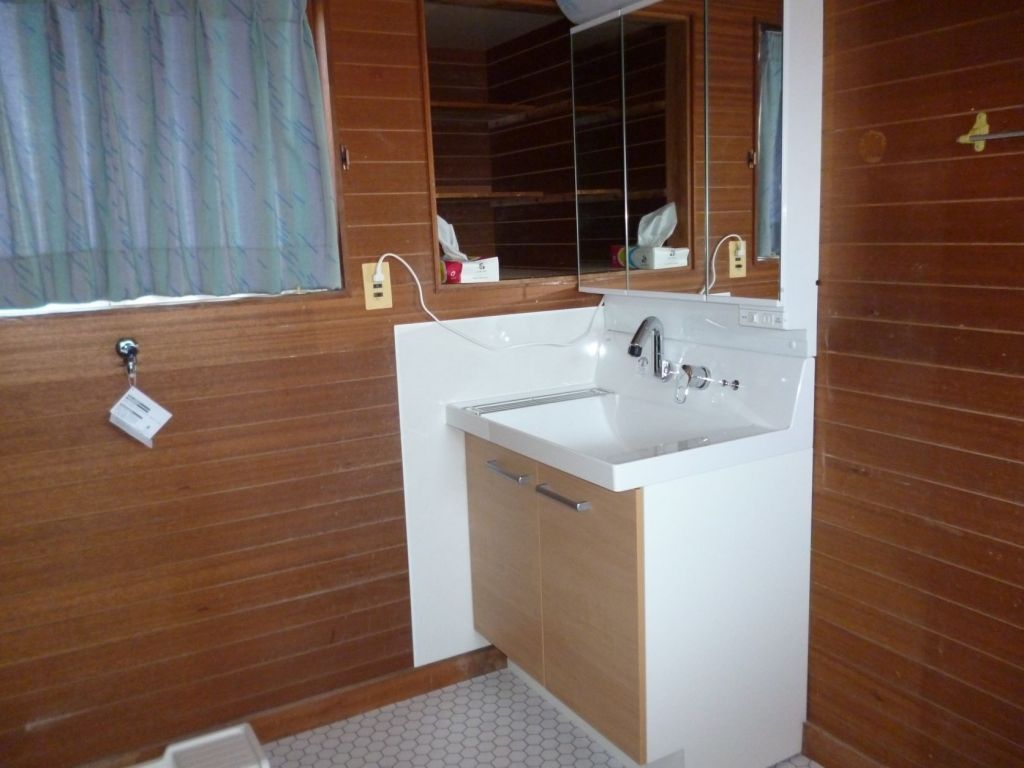 6LDK Wooden House for Rent in Ichikikushikino, Kagoshima - Thumbnail 4