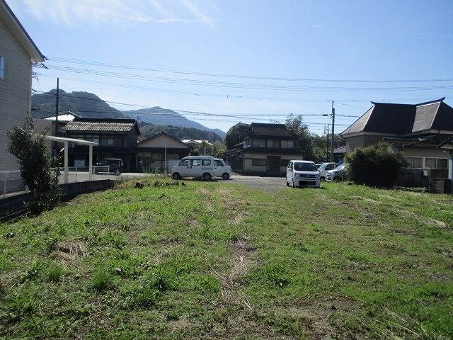 811 sqm Vacant Land for Sale in Taku City, Saga Prefecture - Thumbnail 3