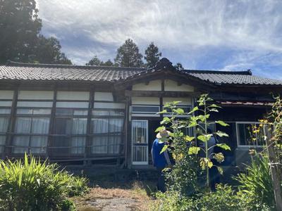 Spacious Single-Story House with Farmland in Sanjo, Niigata — House, Sanjo, Niigata
