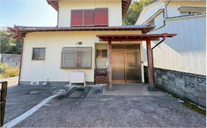7DK Detached House on 366m² Corner Plot in Oita City - Thumbnail 4