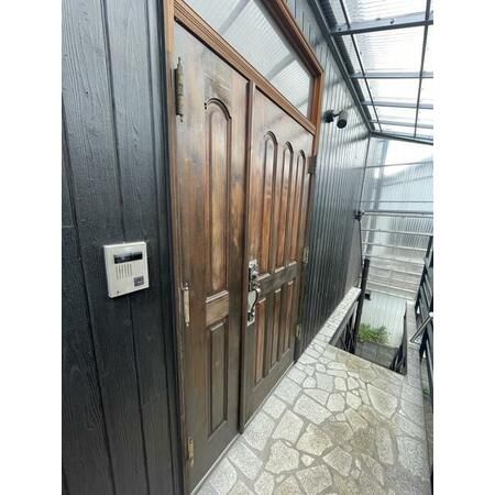 Spacious 3-Storey Steel Building for Rent in Adachi, Tokyo - Thumbnail 3