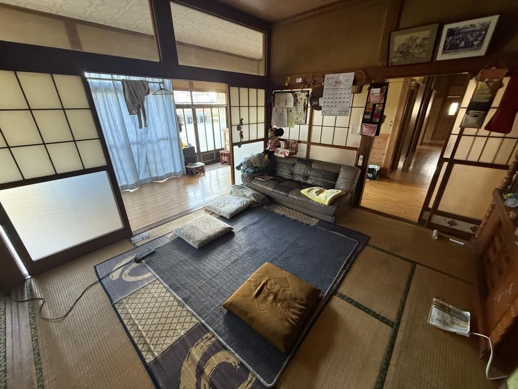 7DK Corner Lot House for Sale in Inawashiro, Fukushima - Thumbnail 4