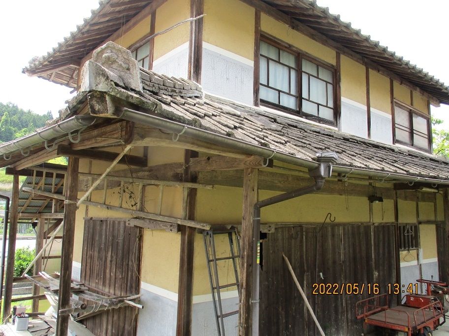 Traditional Kominka with Storage Sheds and Field in Sayo, Hyogo - Thumbnail 3