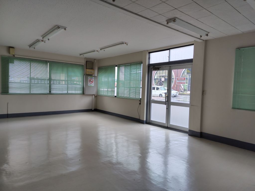 Vacant Office Building for Rent in Moka City, Tochigi - Thumbnail 4