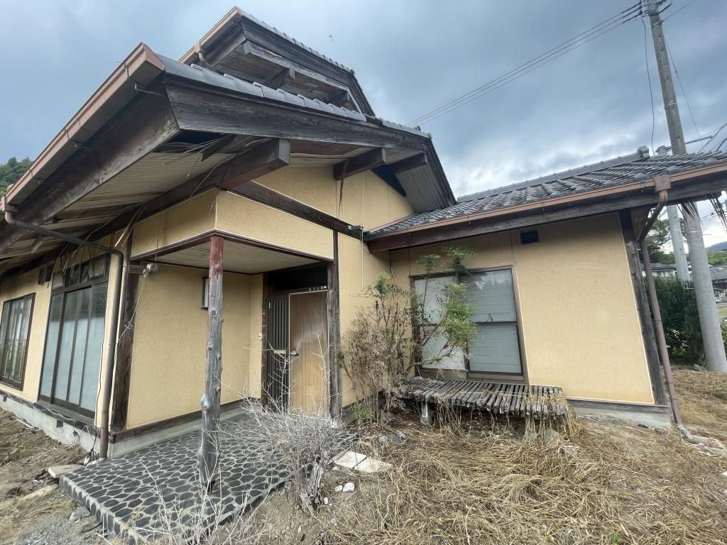 6DK Fixer-Upper House with Land for Sale in Tamura, Fukushima - Thumbnail 3