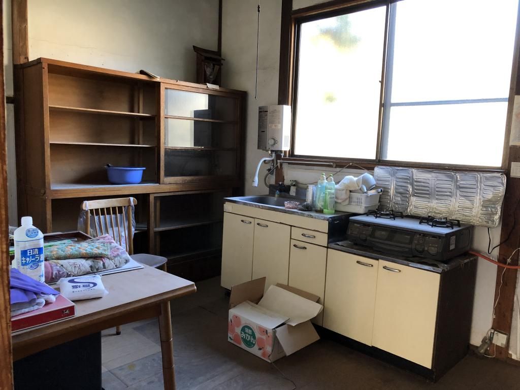 6DK Detached House for Sale in Takayama Village, Nagano - Thumbnail 2