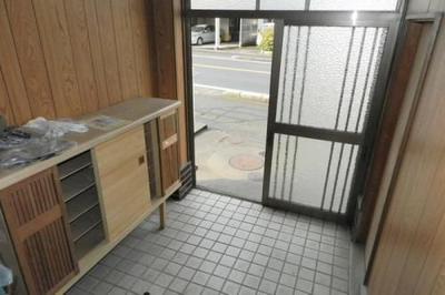 Shop-Residence 4LDK House for Sale in Kurayoshi, Tottori — Image 4, Kurayoshi, Tottori
