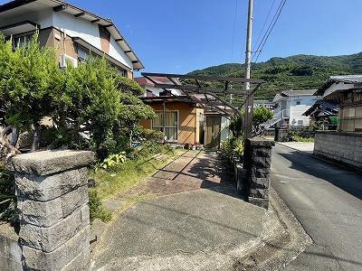 5DK House for Sale in Honamicho Kiki, Yawatahama — Image 1, Yawatahama, Ehime