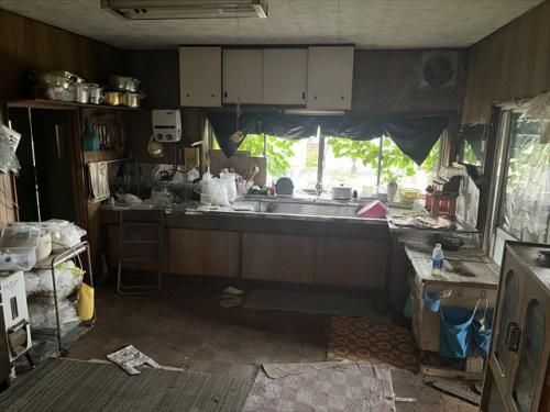 Spacious 6DK House with Workshop on 969 sqm Land in Tsugaru - Thumbnail 4